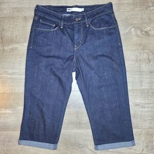 Levi's Women's Dark Blue Cropped Jeans